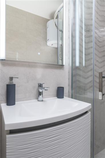 Apartment A2, for 5 persons