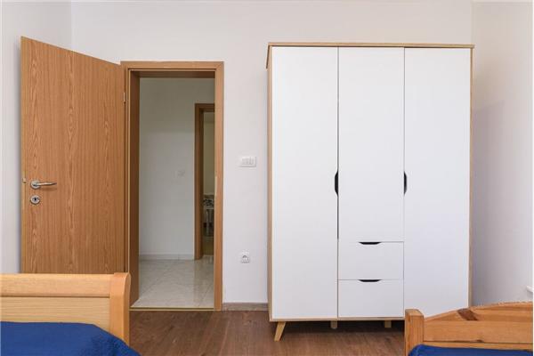 Apartment A2, for 5 persons