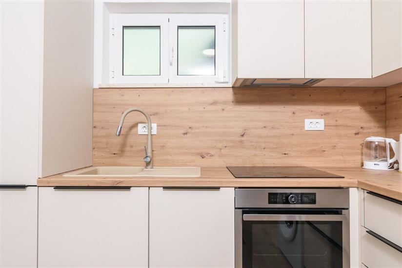 Apartment A2, for 5 persons