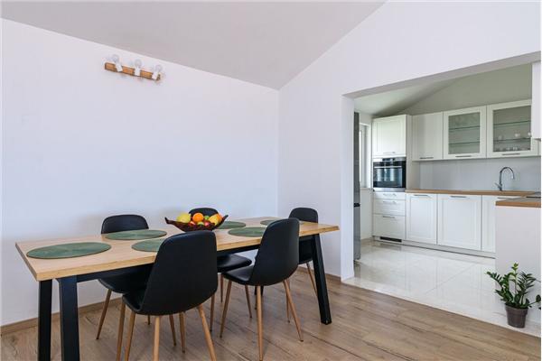 Apartment A1, for 6 persons