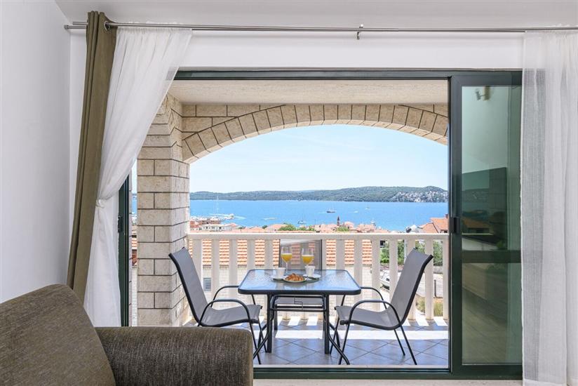 Apartment A1, for 6 persons