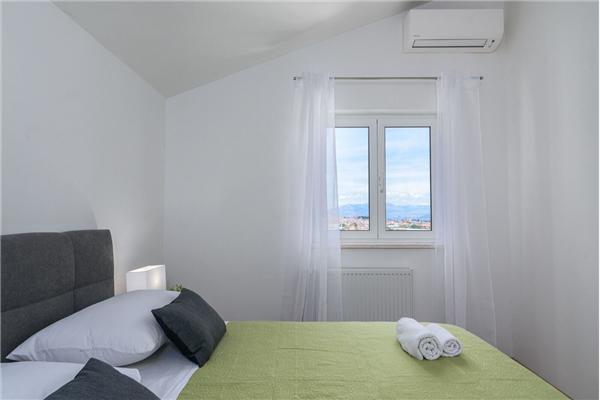 Apartment A1, for 6 persons