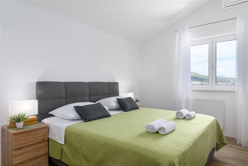 Apartment A1, for 6 persons