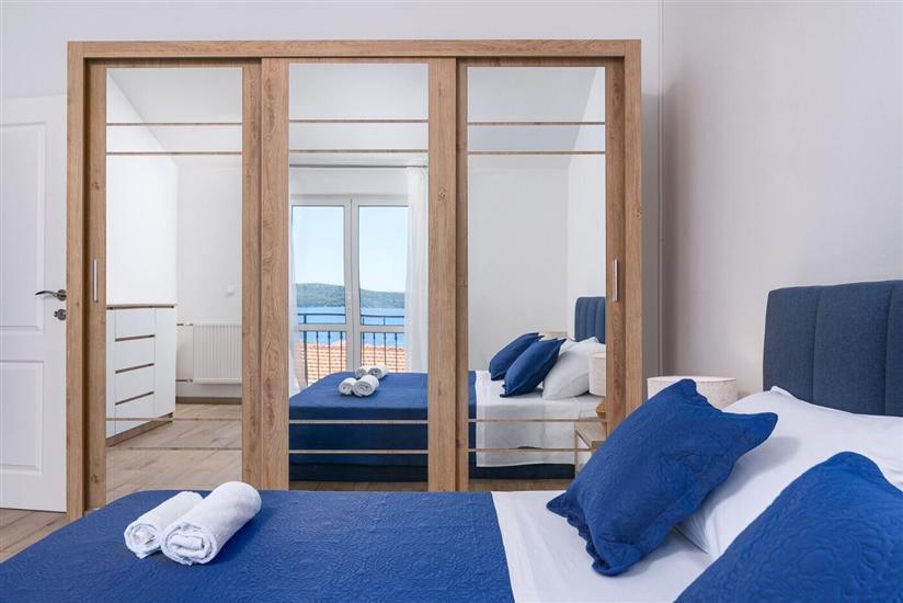 Apartment A1, for 6 persons