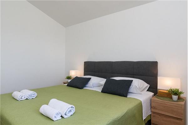 Apartment A1, for 6 persons