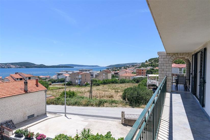 Apartment A1, for 6 persons