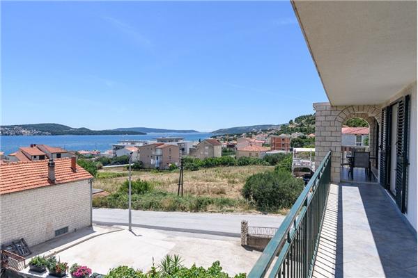 Apartment A1, for 6 persons