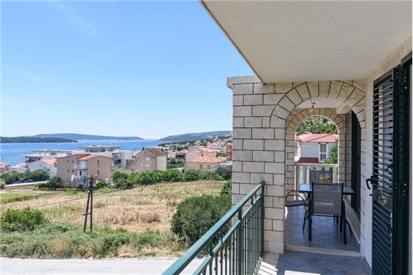 Apartment A1, for 6 persons