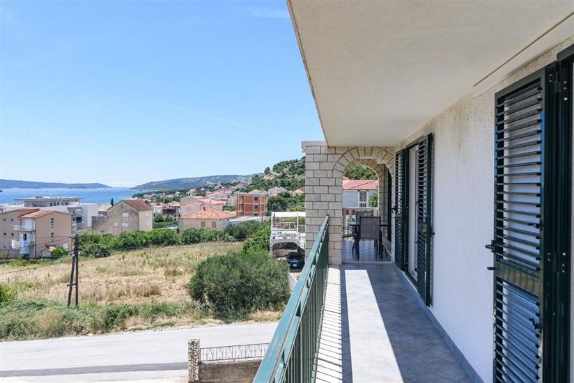 Apartment A1, for 6 persons