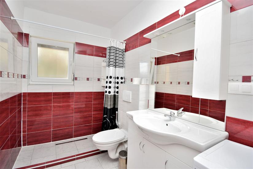 House K1, for 9 persons