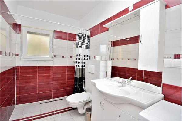 House K1, for 9 persons