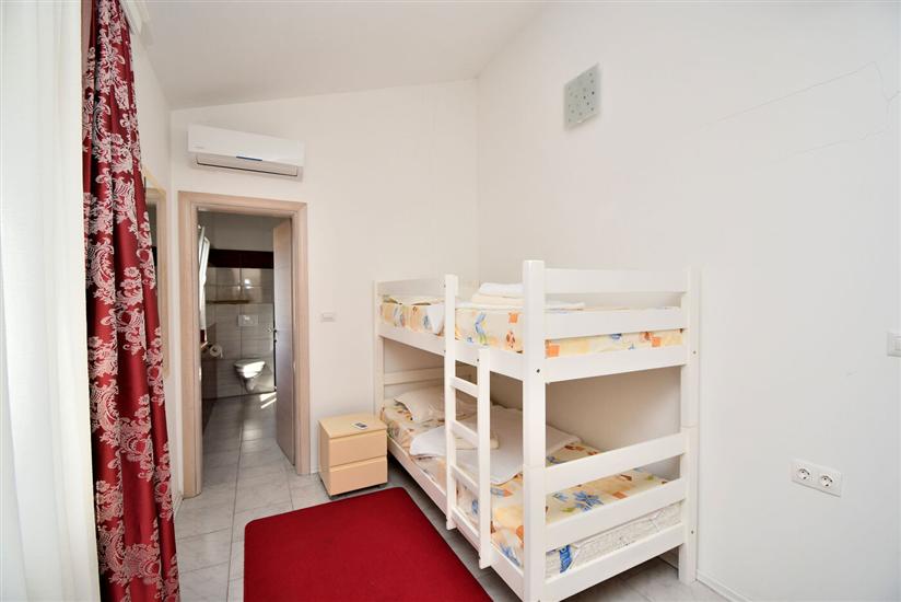 House K1, for 9 persons