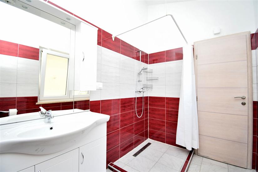 House K1, for 9 persons