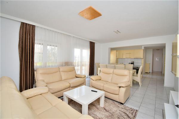 House K1, for 9 persons