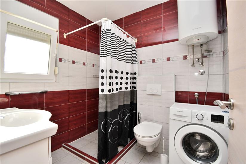 House K1, for 9 persons