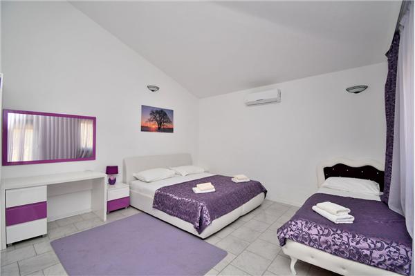 House K1, for 9 persons