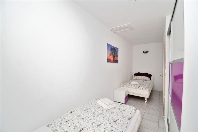 House K1, for 9 persons