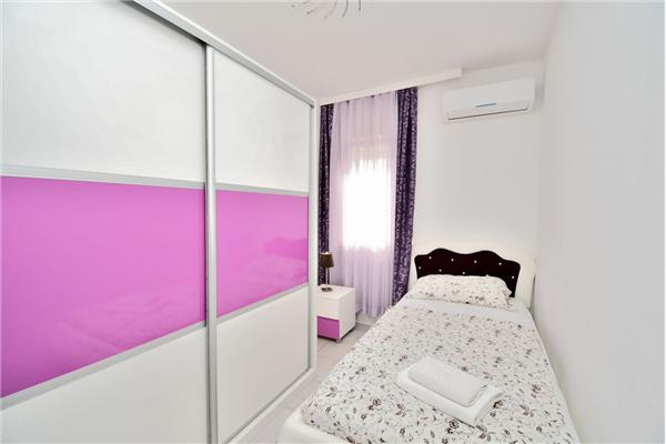 House K1, for 9 persons