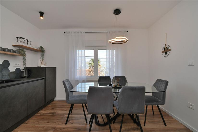 Apartment A1, for 6 persons