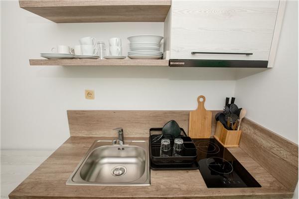 Room S3, for 3 persons