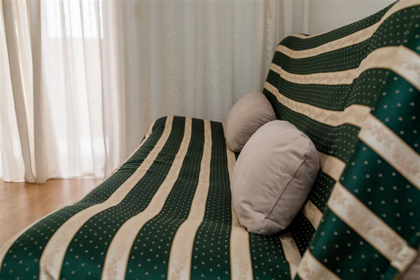 Room S3, for 3 persons