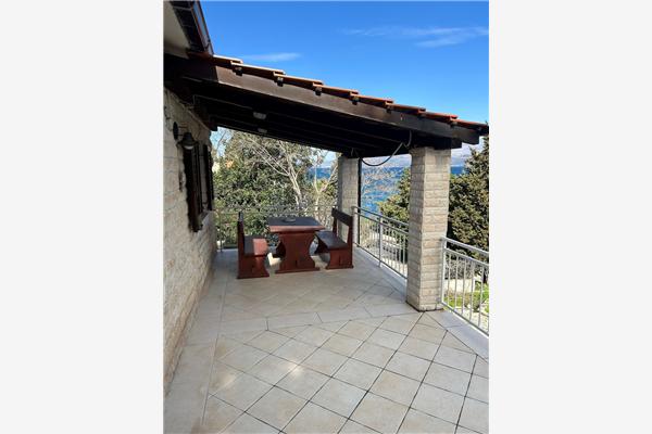 Apartment A1, for 5 persons