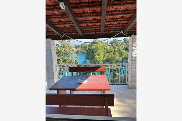 Apartment A1, for 5 persons