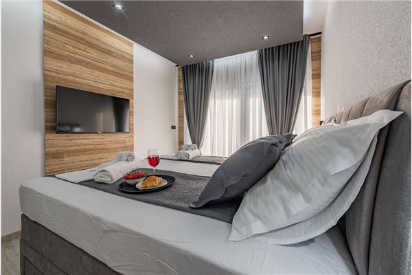 House K1, for 10 persons