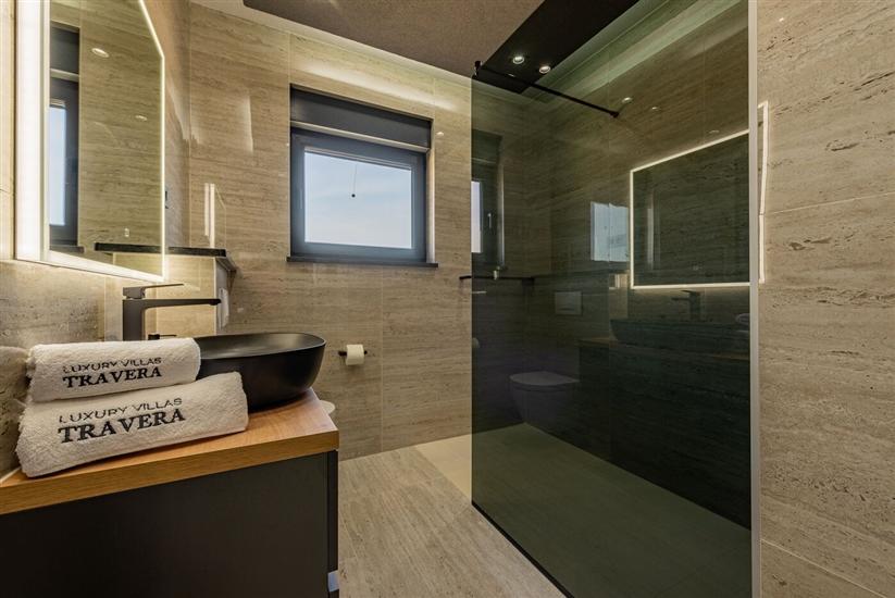 House K1, for 10 persons