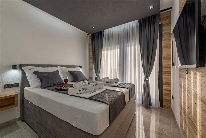 House K1, for 10 persons