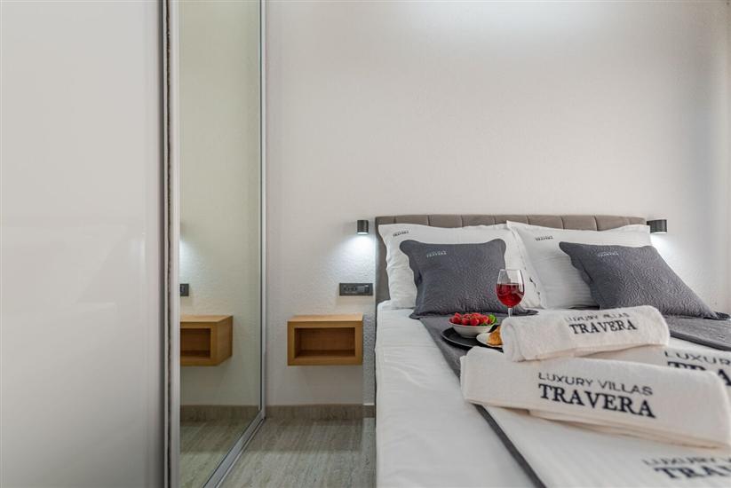 House K1, for 10 persons