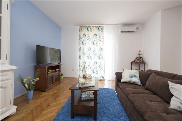 Apartment A1, for 6 persons