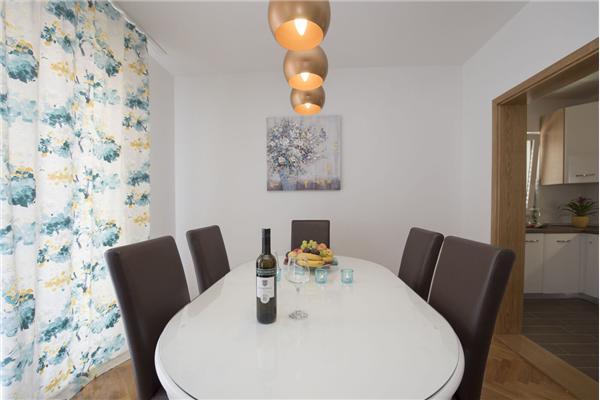 Apartment A1, for 6 persons