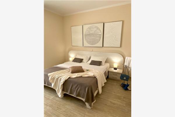 Apartment A2, for 6 persons