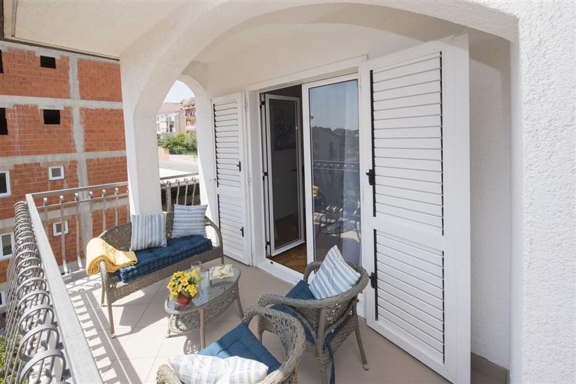 Apartment A1, for 6 persons