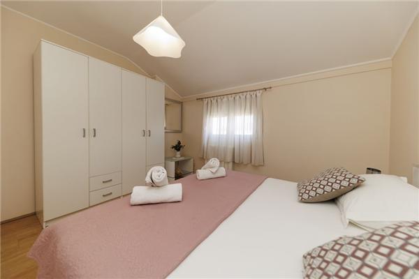 Apartment A1, for 3 persons
