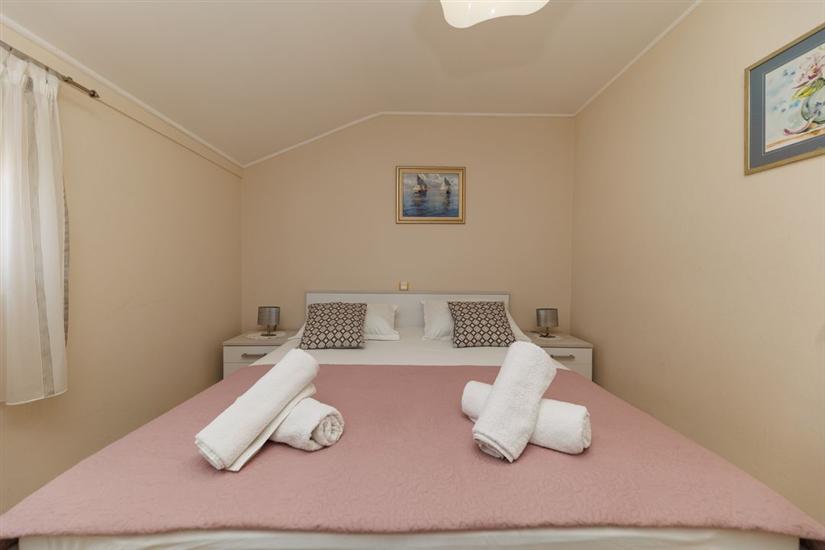 Apartment A1, for 3 persons