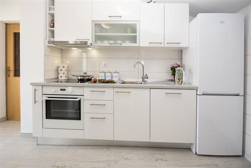 Apartment A2, for 5 persons