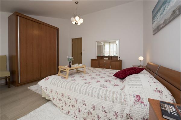 Apartment A2, for 5 persons