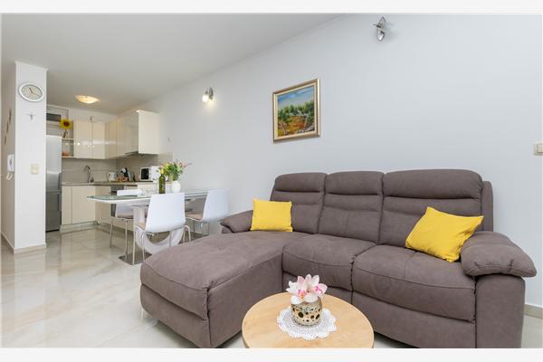 Apartment A1, for 4 persons