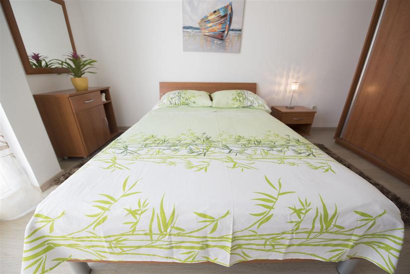 Apartment A2, for 5 persons