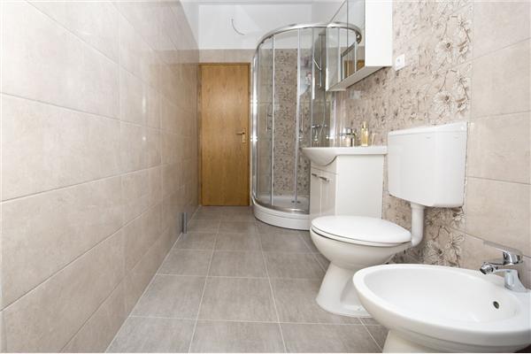 Apartment A2, for 5 persons