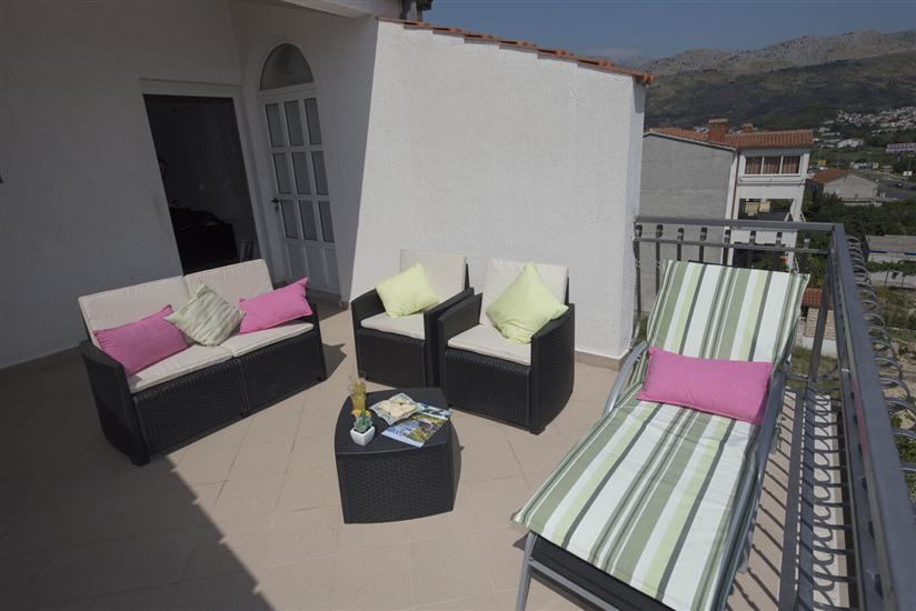 Apartment A2, for 5 persons