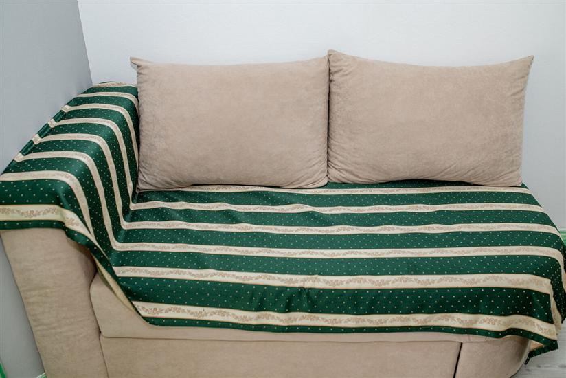 Room S5, for 3 persons