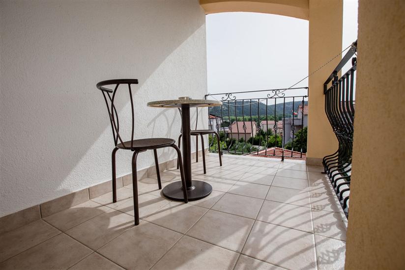 Room S6, for 4 persons