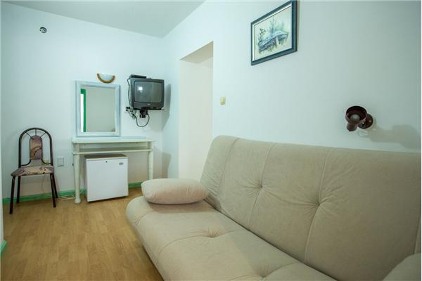 Room S7, for 4 persons