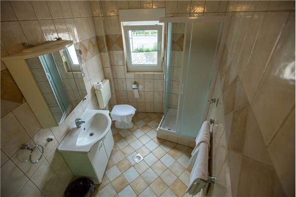 Room S7, for 4 persons