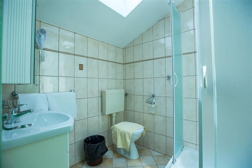 Room S11, for 2 persons