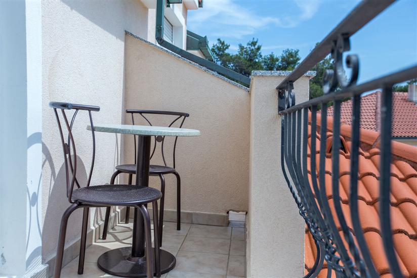 Room S11, for 2 persons