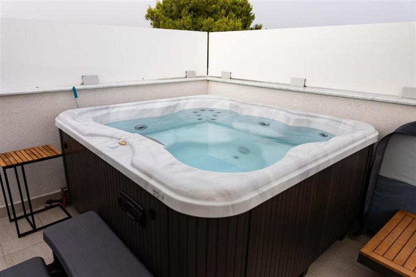 Dom Sauna&roof jacuzzi